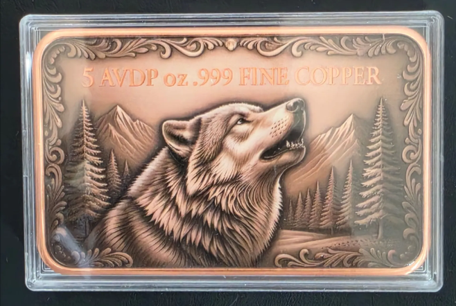 5 oz Copper Wolf Wildlife Moonlit Winter Night Colorized Copper Bar in Capsule